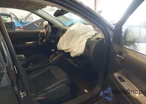 2014 Jeep Compass Sport из США, поврежденный, VIN 1C4NJDAB3ED603230